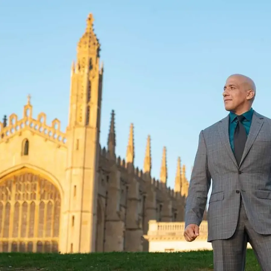 Personal-brand portrait of a Cambridge professional by Jean-Luc Benazet.